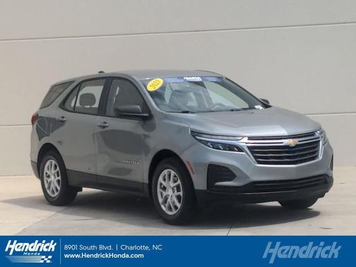 Sterling Gray Metallic 2023 Chevrolet Equinox LS
