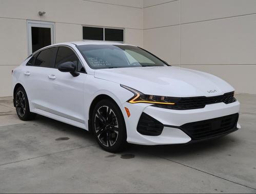 Glacial White Pearl 2024 Kia K5 GT-Line