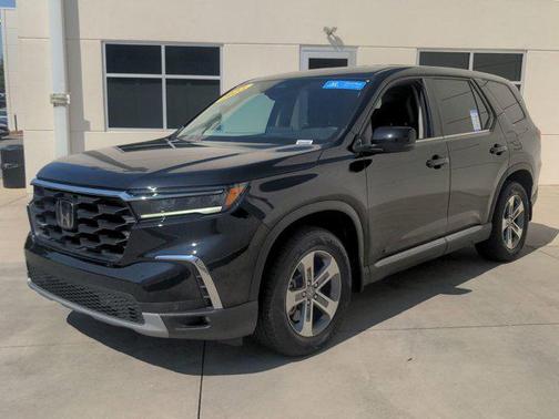 2023 Honda Pilot 2WD EX-L 8 Passenger