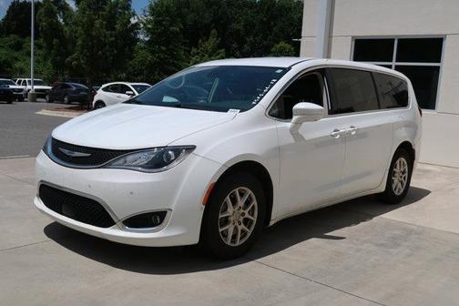 2020 Chrysler Pacifica Touring