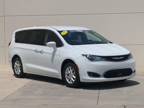 2020 Chrysler Pacifica Touring