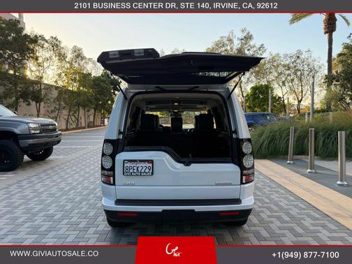 2016 Land Rover LR4 Base