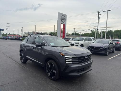 Gun Metallic 2026 Nissan Kicks SR