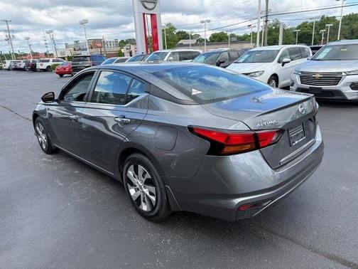 2021 Nissan Altima S FWD