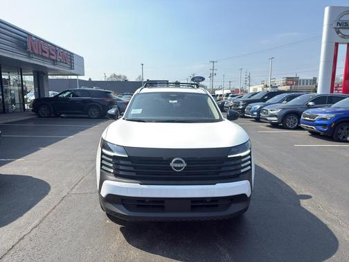 Fresh Powder 2026 Nissan Kicks SV