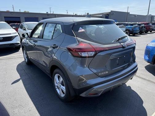 2025 Nissan Kicks S