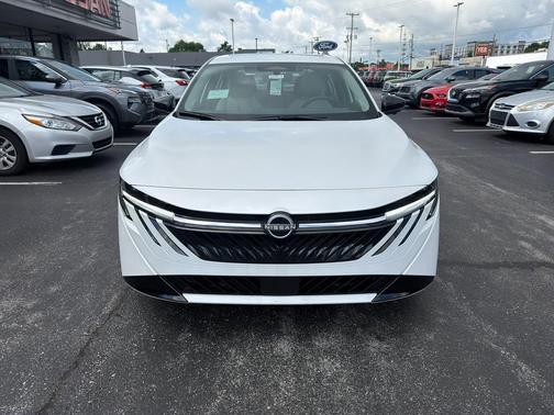 Aspen White Tricoat 2026 Nissan Sentra SL