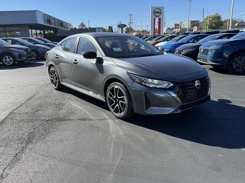 2025 Nissan Sentra SR