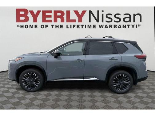 Boulder Gray Pearl/Super Black 2026 Nissan Rogue Platinum