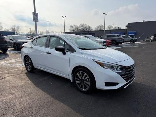 2025 Nissan Versa 1.6 S