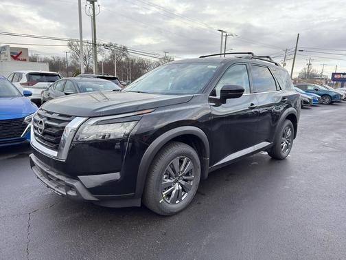 2025 Nissan Pathfinder SV 4WD