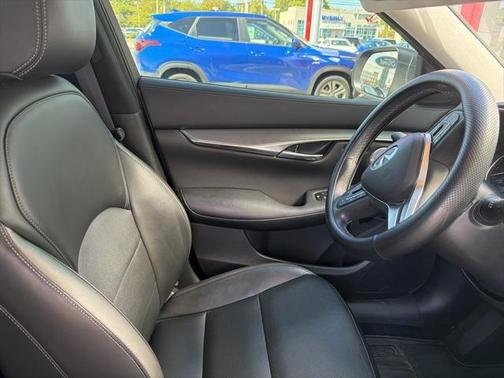 2023 INFINITI QX50 LUXE AWD