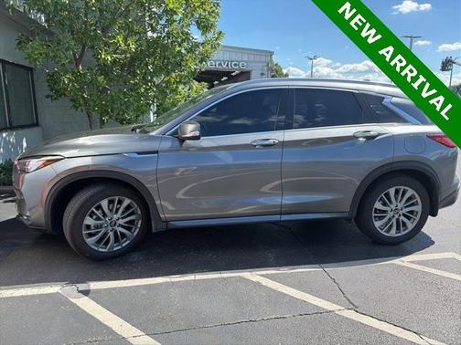 2023 INFINITI QX50 LUXE AWD
