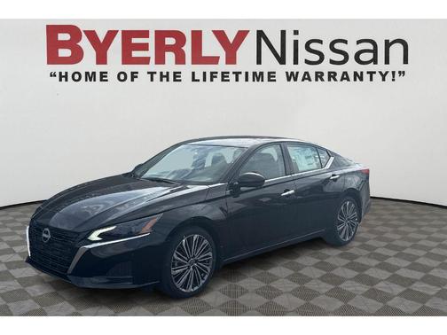 2025 Nissan Altima SL FWD