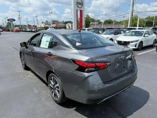 2025 Nissan Versa 1.6 S