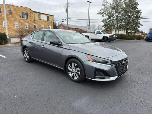 2024 Nissan Altima S FWD