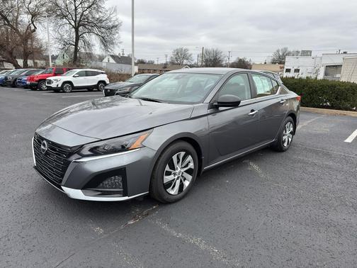 2024 Nissan Altima S FWD