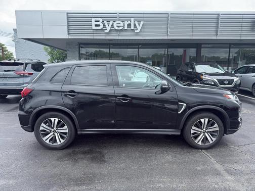 Labrador Black Pearl 2024 Mitsubishi Outlander Sport SE