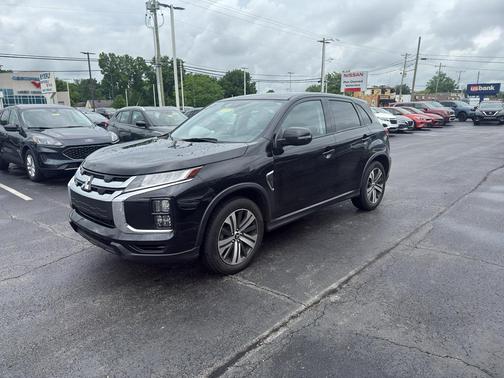 Labrador Black Pearl 2024 Mitsubishi Outlander Sport SE