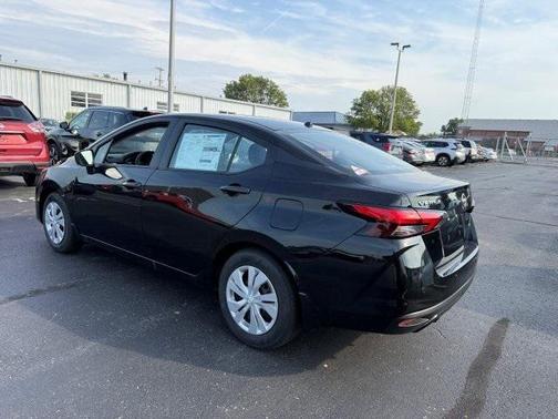 2025 Nissan Versa 1.6 S
