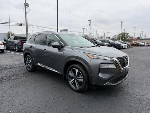 2023 Nissan Rogue SL