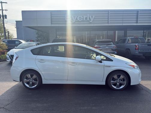 2013 Toyota Prius Three SE