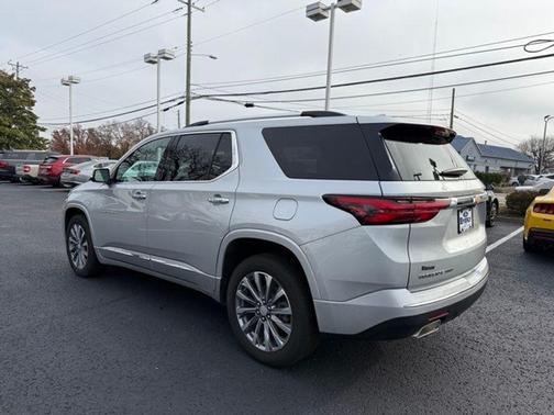 2022 Chevrolet Traverse Premier