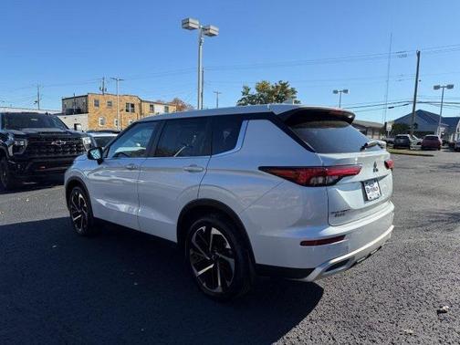2023 Mitsubishi Outlander SE 2.5 S-AWC