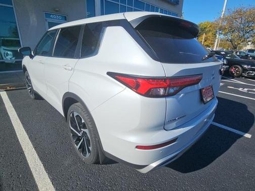 2023 Mitsubishi Outlander SE 2.5 S-AWC