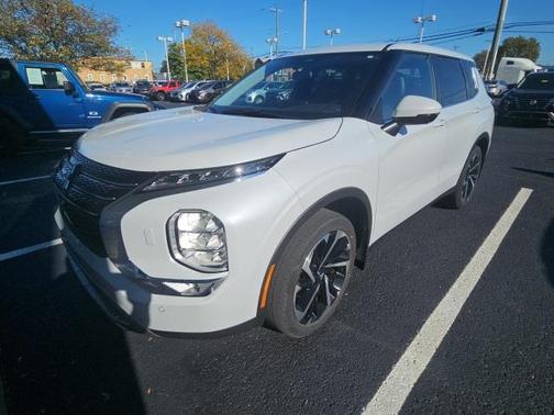 2023 Mitsubishi Outlander SE 2.5 S-AWC