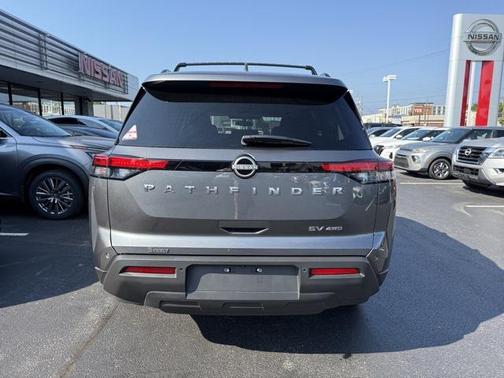 2023 Nissan Pathfinder SV 4WD