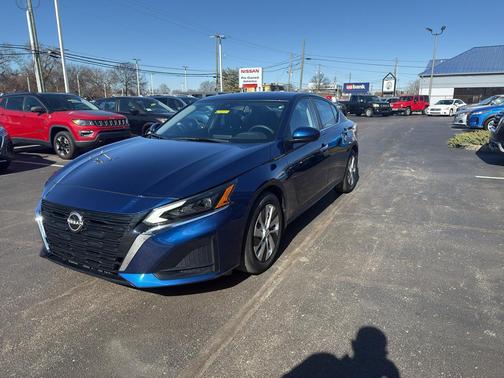 2023 Nissan Altima S FWD