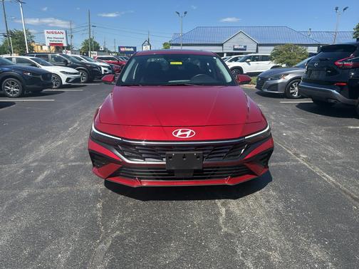 Ultimate Red 2025 Hyundai ELANTRA SEL