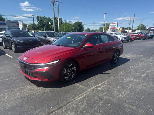 Ultimate Red 2025 Hyundai ELANTRA SEL