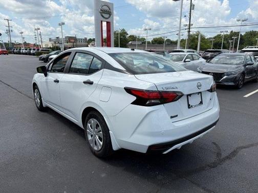 2025 Nissan Versa 1.6 S