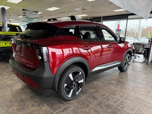 2026 Nissan Kicks SR