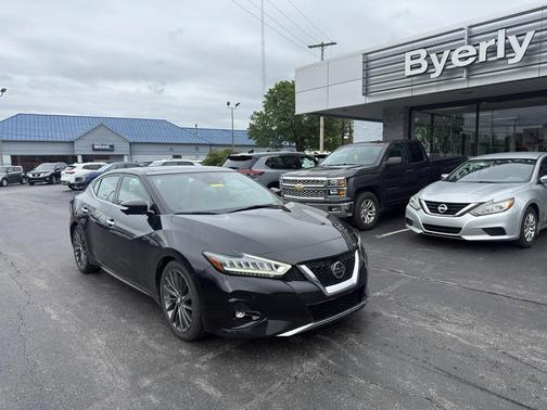 Super Black 2019 Nissan Maxima 3.5 Platinum