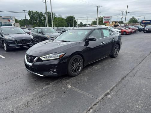 Super Black 2019 Nissan Maxima 3.5 Platinum