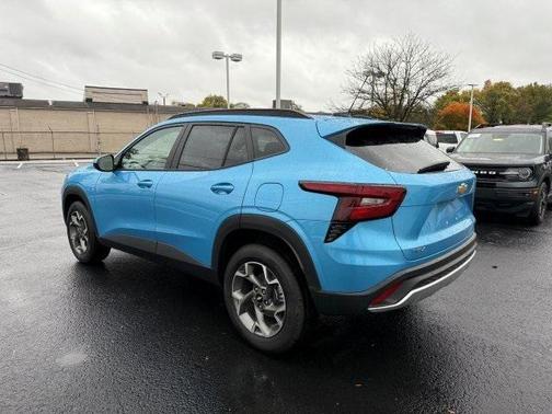 2025 Chevrolet Trax LT