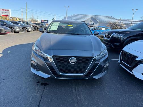 2022 Nissan Altima 2.5 SV