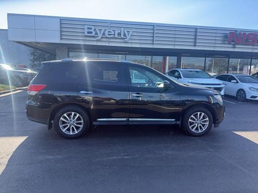 Super Black 2014 Nissan Pathfinder SL