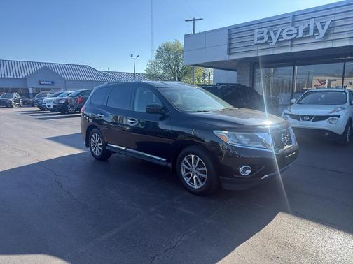 Super Black 2014 Nissan Pathfinder SL