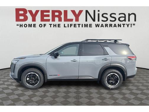 Boulder Gray Pearl/Super Black 2026 Nissan Pathfinder Rock Creek
