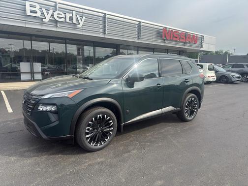 Obsidian Green 2026 Nissan Rogue Dark Armor