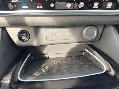 Champagne Silver Metallic 2026 Nissan Rogue Platinum