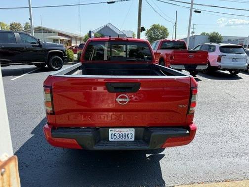 2022 Nissan Frontier SV