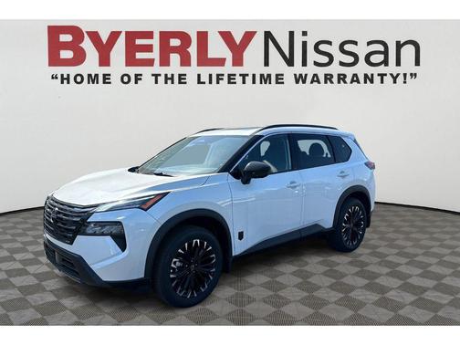 Everest White Pearl Tricoat 2026 Nissan Rogue Dark Armor