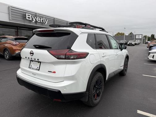 2026 Nissan Rogue Rock Creek