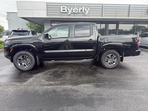 Super Black 2026 Nissan Frontier SV