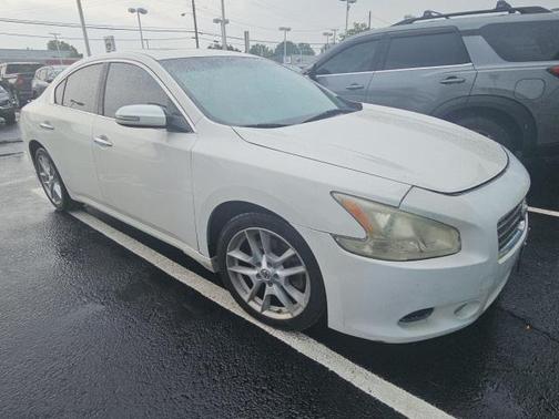 2010 Nissan Maxima SV